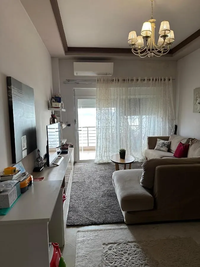 Chris Luxury Apartments Sarandë