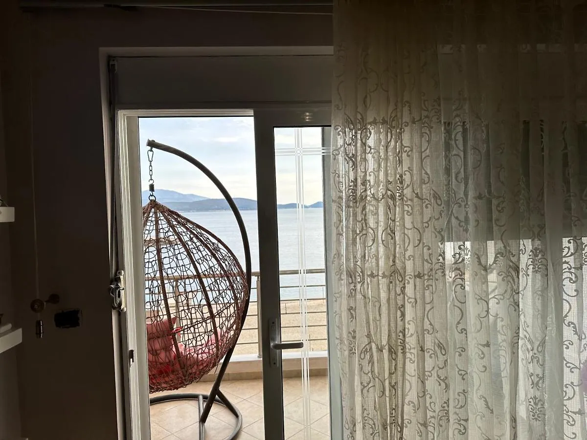 Chris Luxury Apartments Sarandë