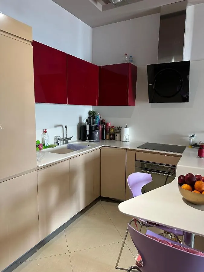 Chris Luxury Apartments Sarandë 0*,